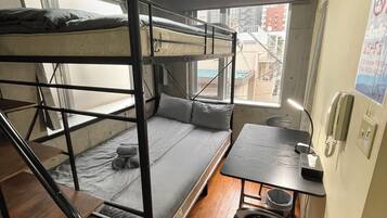 1 chambre, bureau, Wi-Fi gratuit, draps fournis