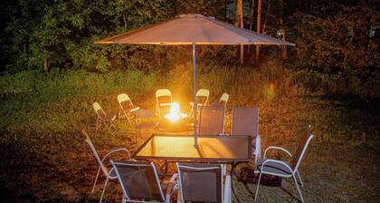 Bancroft Vibes Suite | Sleeps 6 | Cozy Retreat
