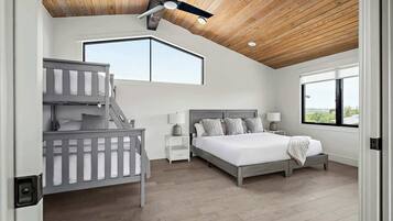 3 dormitoris, escriptori i planxa i posts de planxar