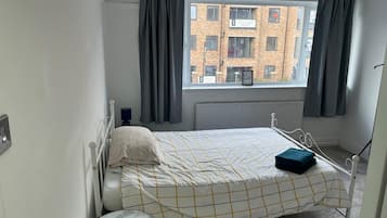 Apartment | 4 bedrooms, bed sheets