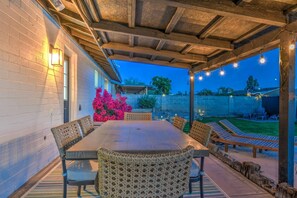 Outdoor dining