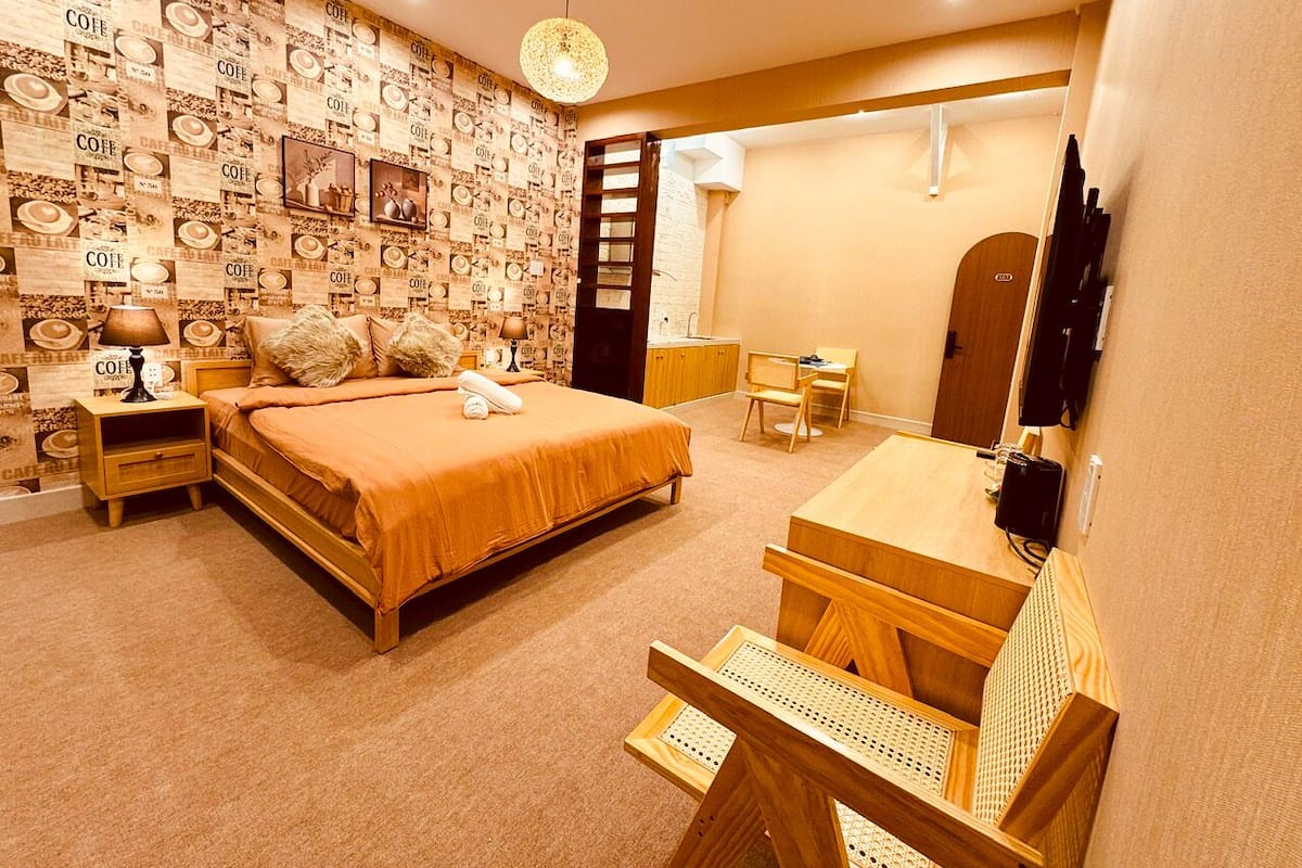 Estúdio superluxo, 1 cama King, cozinha, no piso térreo | 1 quarto, roupas de cama premium