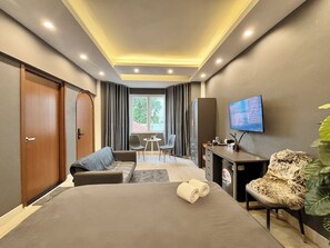 Deluxe kamer, 1 kingsize bed | Voorkant van accommodatie