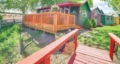 Fish & Hike: Peaceful Cabin on Williamson River
