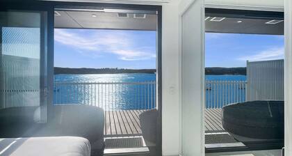 Coastal Chic in Batemans Bay – Your Perfect Escape