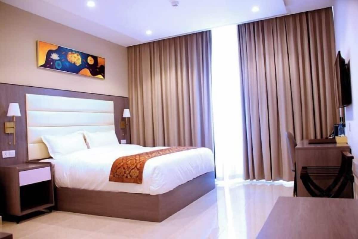 Soundproofing, cots/infant beds