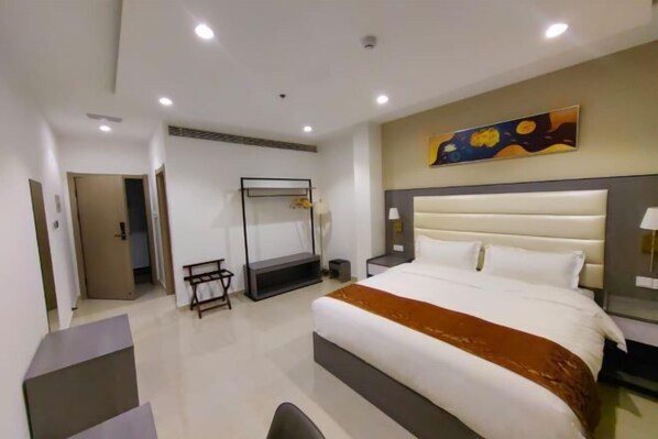 تجهيزات عازلة للصوت وأسرّة أطفال/رضّع