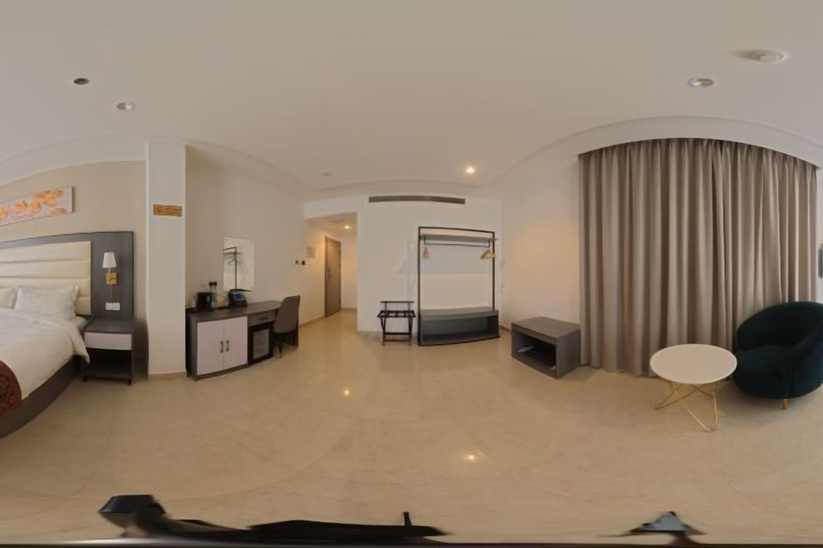 تجهيزات عازلة للصوت وأسرّة أطفال/رضّع