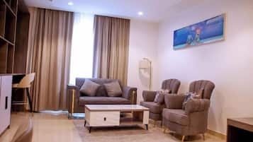 Cribs/infant beds