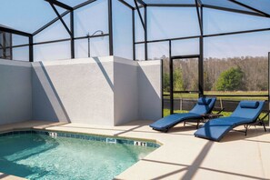 Piscine couverte, piscine chauffée