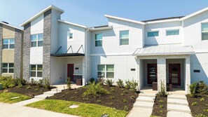 Exterior - Magical Stay, Mickey and Harry Potter Rooms (Kissimmee)
