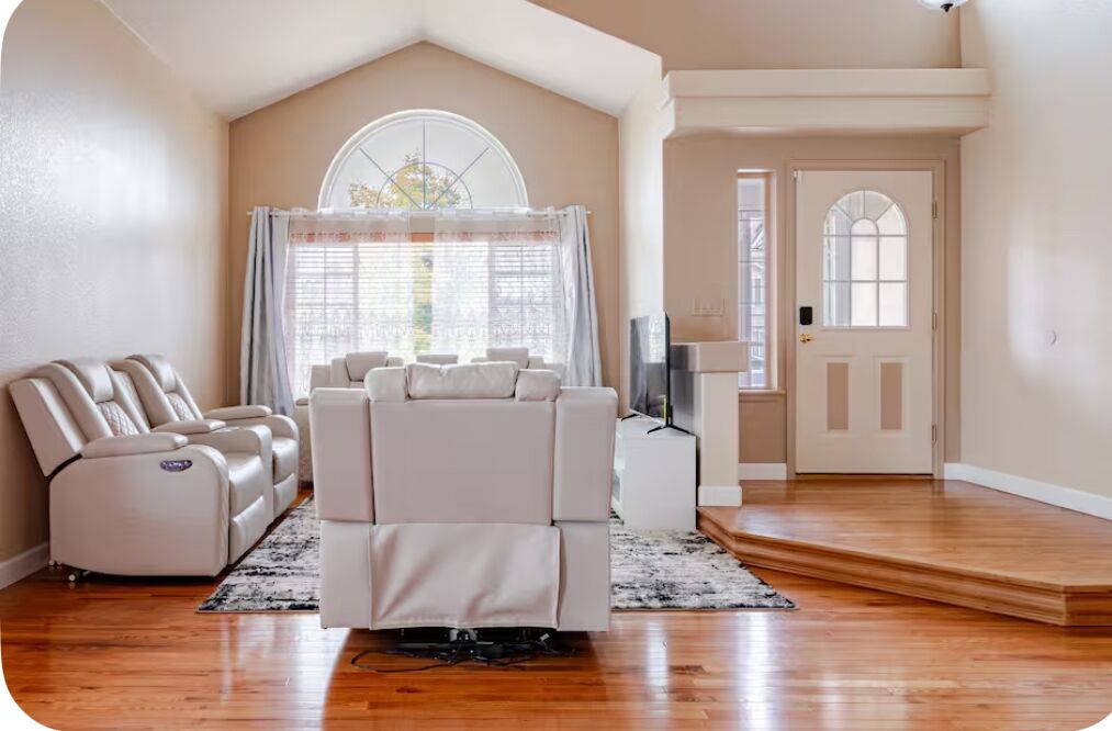 Smart TV, books, music library, stereo