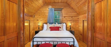 7 camere, una scrivania, ferro/asse da stiro, culla da viaggio