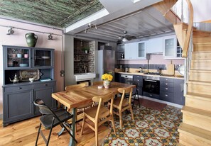 Oven, stovetop, dishwasher
