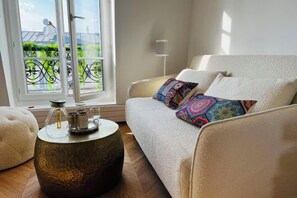 Cots/infant beds - Paris Monceau by Edelsam (Paris)