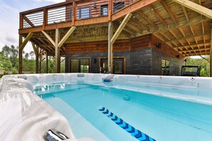 Pool - Logan`s Lodge | Ellijay, GA (Ellijay)