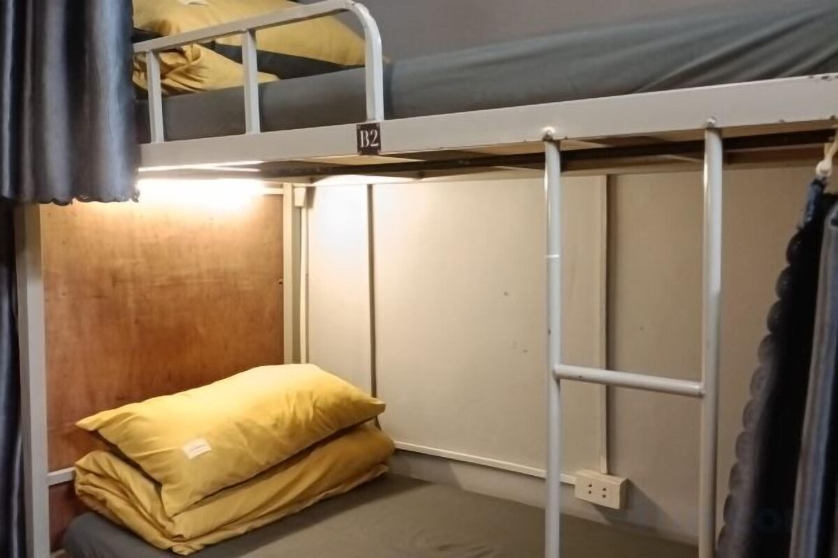 In-room safe, blackout drapes, WiFi (free)