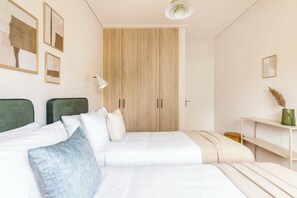 3 chambres, bureau, fer et planche à repasser, Wi-Fi gratuit
