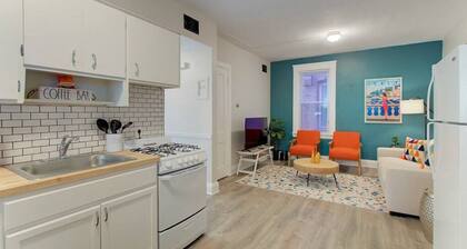 Stylish Little Italy Two Bedroom w/ Parking Space