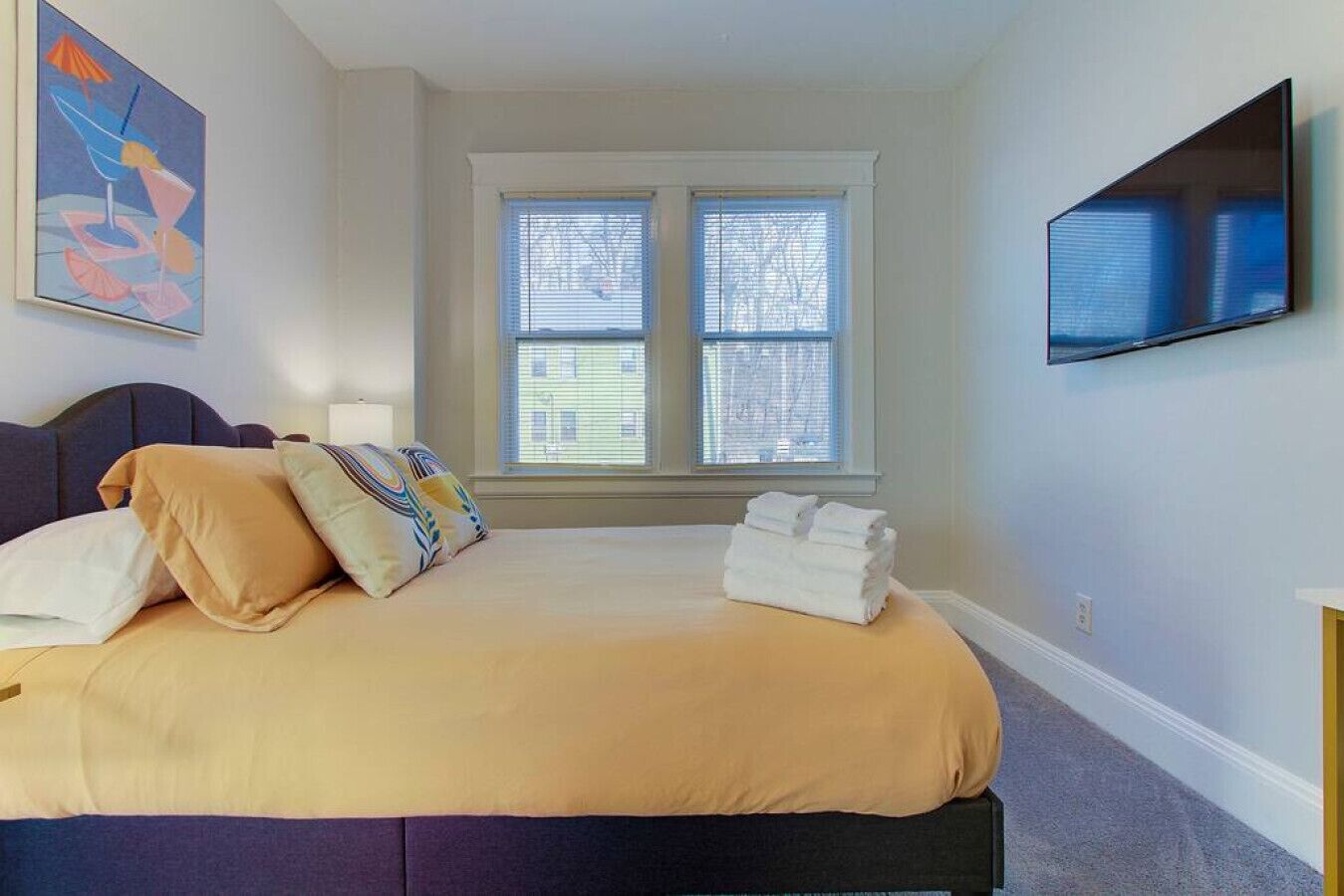 2 Schlafzimmer, Schreibtisch, Bügeleisen/Bügelbrett, WLAN