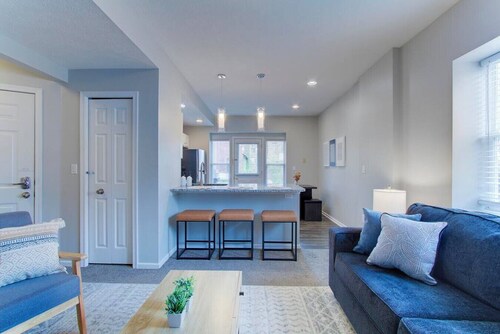 Upscale Little Italy Two Bedroom w/ Private Drive