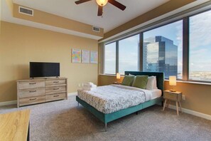 2 عدّة غرف نوم ومكتب ومكواة/لوح كي وواي فاي مجانًا