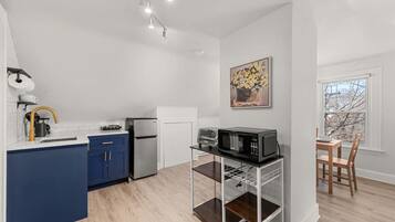 Fridge, microwave, coffee/tea maker, toaster