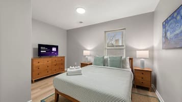 2 bedrooms, desk, iron/ironing board, free WiFi