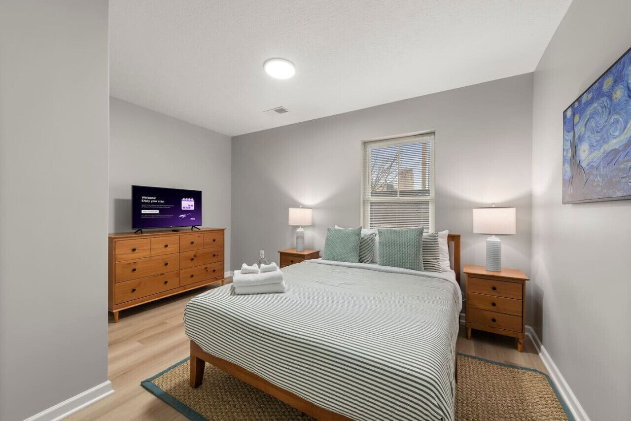 2 bedrooms, desk, iron/ironing board, free WiFi