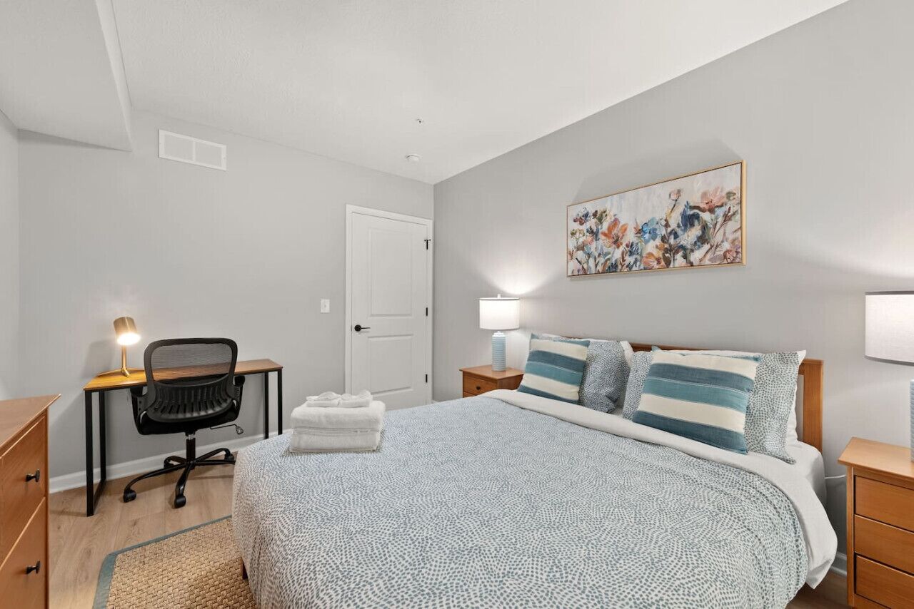 3 bedrooms, desk, iron/ironing board, free WiFi