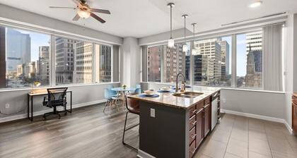 Luxury Apartment | Downtown | Free Parking