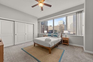 2 bedrooms, desk, iron/ironing board, WiFi