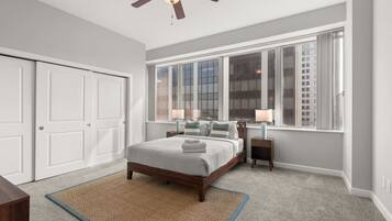 2 Schlafzimmer, Schreibtisch, Bügeleisen/Bügelbrett, WLAN