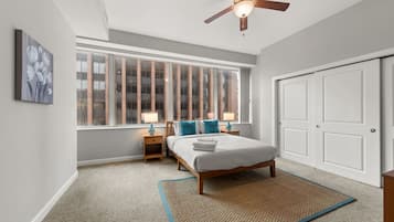 2 Schlafzimmer, Schreibtisch, Bügeleisen/Bügelbrett, WLAN