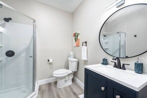 Hair dryer, soap, shampoo - Stylish 3 BDR | 3 min. to Clinic (Cleveland)