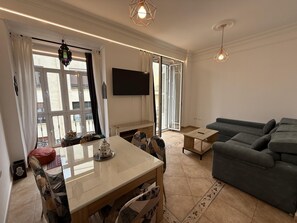 Apartment | 2 bedrooms - Uncibay Square in Malaga (Málaga)