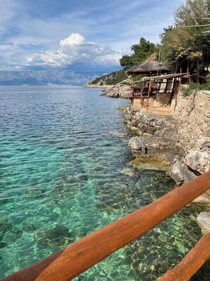 Miscellaneous - Hvar, Zarače Family house with terrace, barbecue and outdoor kitchen, 50 m from the beach (Gdinj)