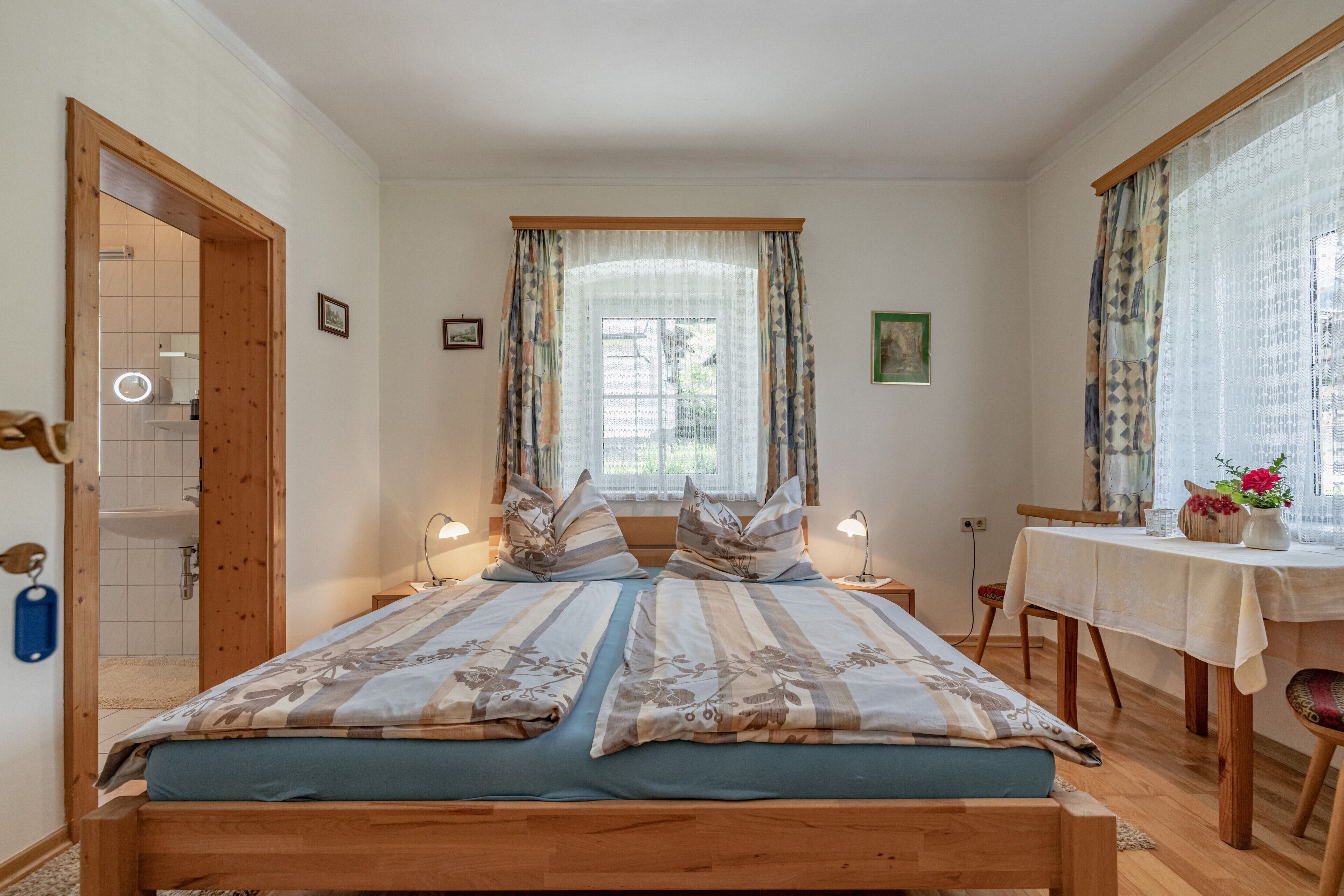 4 chambres, Wi-Fi gratuit, draps fournis