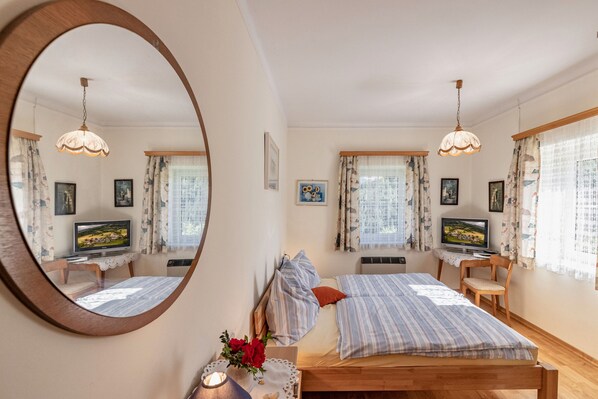 4 Schlafzimmer, kostenloses WLAN, Bettwäsche