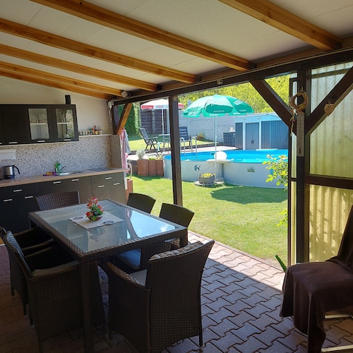 Ferienwohnung 'In Spreewaldnähe' mit Gemeinschaftspool, gemeinsamer Terrasse und Wi-Fi