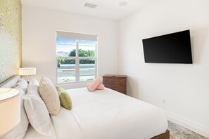 3 chambres, fer et planche à repasser, lit parapluie, Wi-Fi gratuit