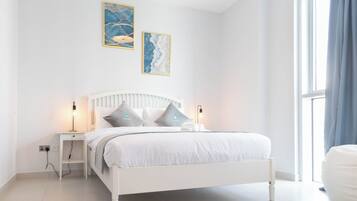 2 bedrooms, in-room safe, iron/ironing board, free WiFi