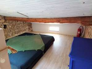 3 Schlafzimmer, Bügeleisen/Bügelbrett, kostenloses WLAN, Bettwäsche