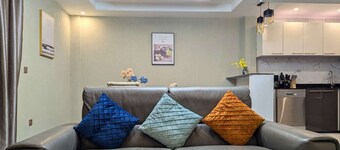 Chic studio with parking near the airport
