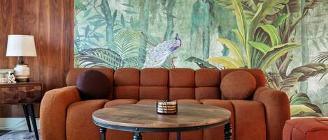 Smart TV, fireplace, books