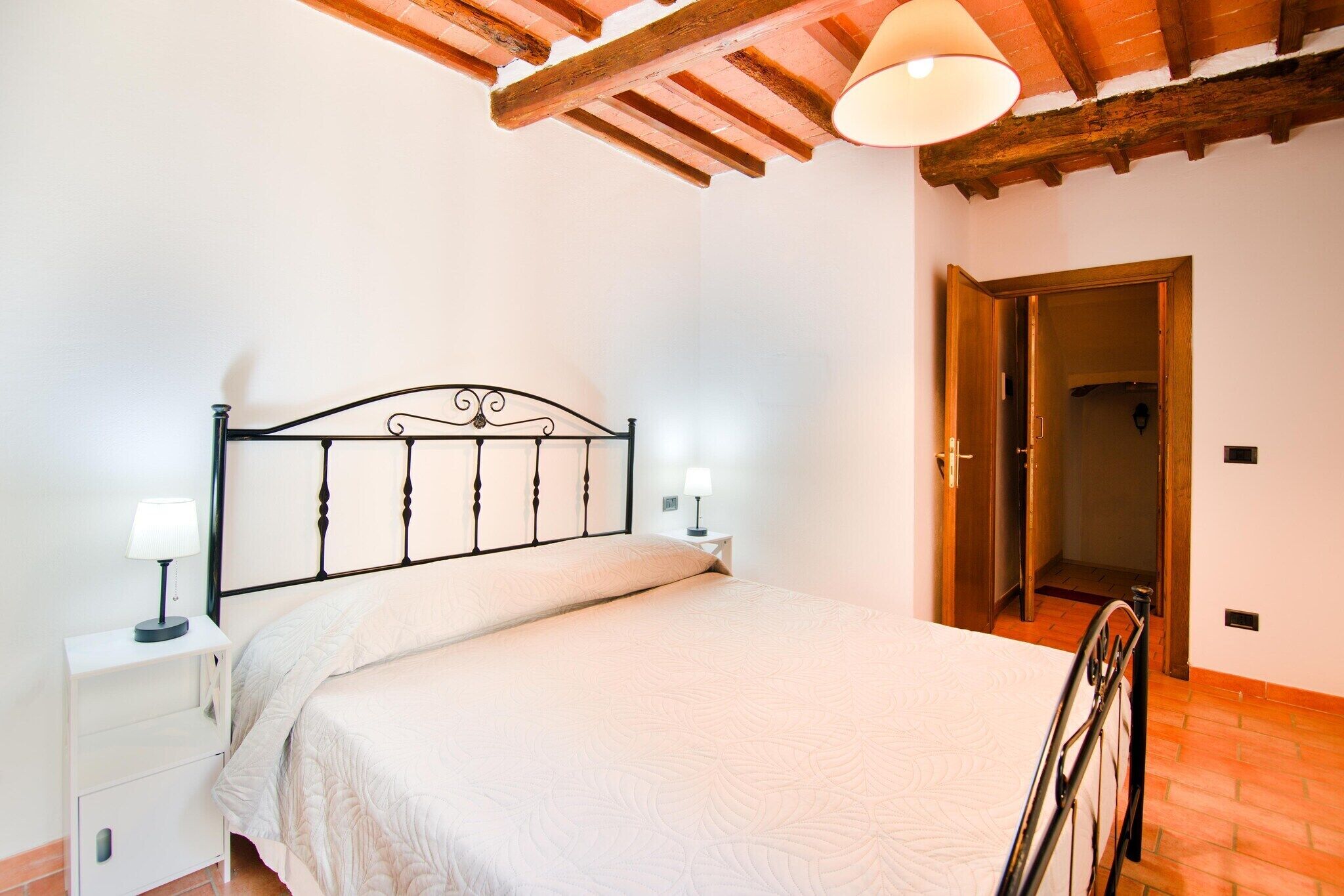 2 bedrooms, WiFi (free)