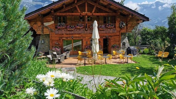 Unclassified image, 1 of 25, button - Chalet Jardin d'Angèle  (Courchevel)