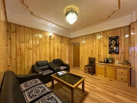 Suite | Escritorio, espacio para trabajar con un portátil, wifi gratis