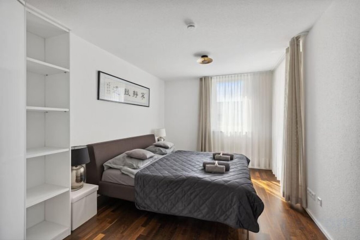 Schallisolierte Zimmer, Bügeleisen/Bügelbrett, Babybetten