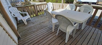 Mobilhome 2 bedrooms 4 pers plot near swimming pool and entertainment 3* campsite